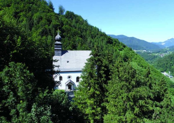 Die Perle im Wald - 400 Jahre Bergkirche Klaus/Pyhnbahn